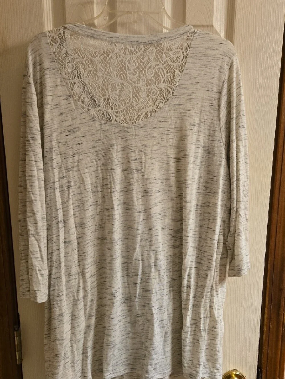 Faded Glory Light Gray V-Neck Owl Print Tunic - Picture 3 of 4